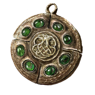 Viridian Amber Medallion +1