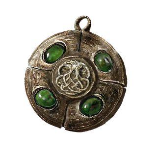 Viridian Amber Medallion