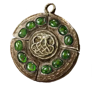 Viridian Amber Medallion +2